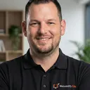 Simon Gajdosik, founder of Webnestify Education